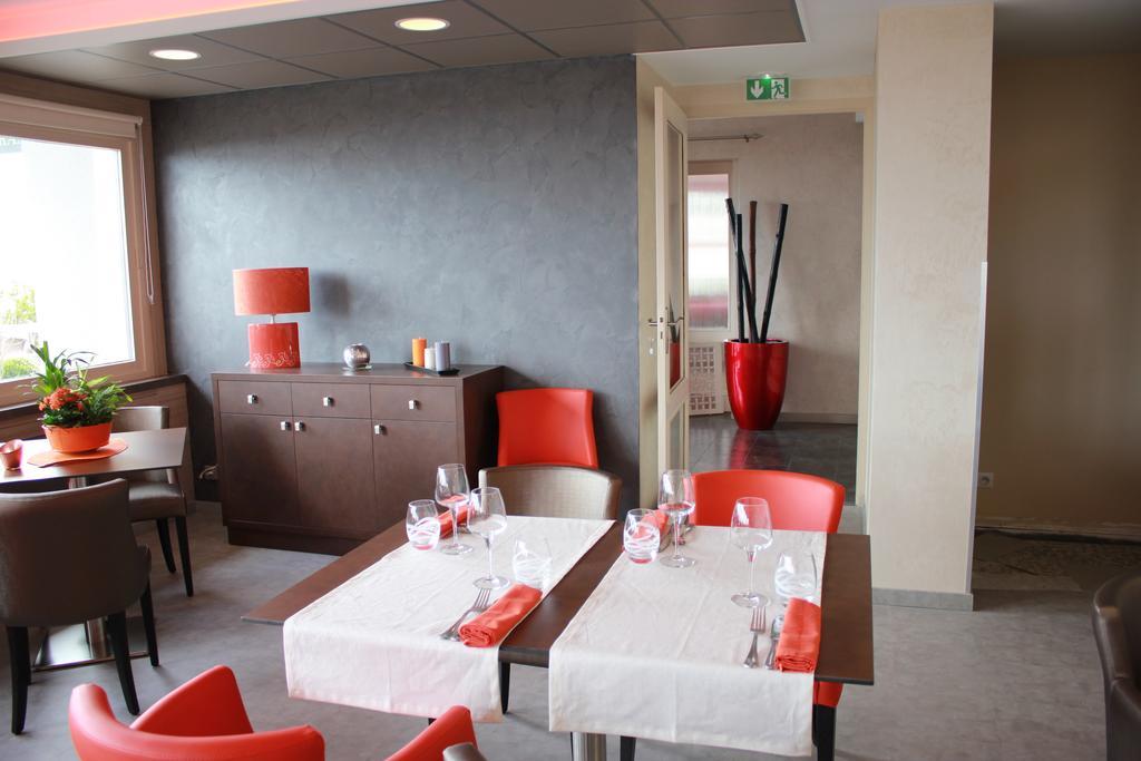Hotel Restaurant Le Panorama Neuvecelle Bagian luar foto